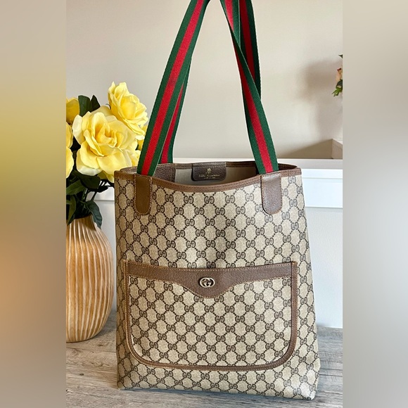 SOLD❌Authentic GUCCI Monogram Large tote bag - Picture 10 of 16
